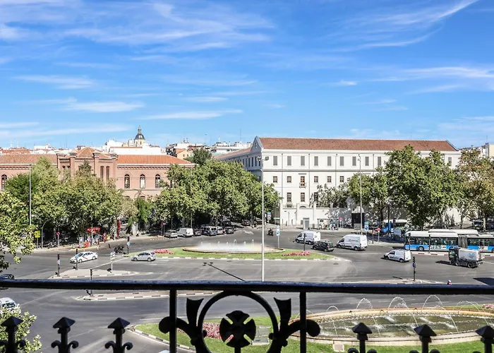 Apartamentos Embajadores II